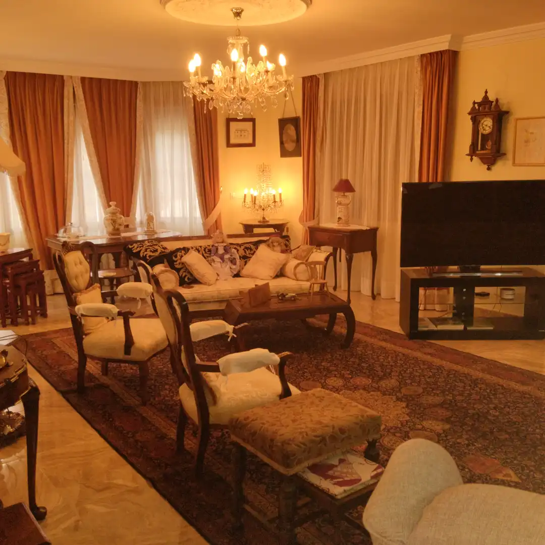 Sala d'estar de Casa o xalet en venda en El Escorial amb Calefacció, Jardí privat i Parquet