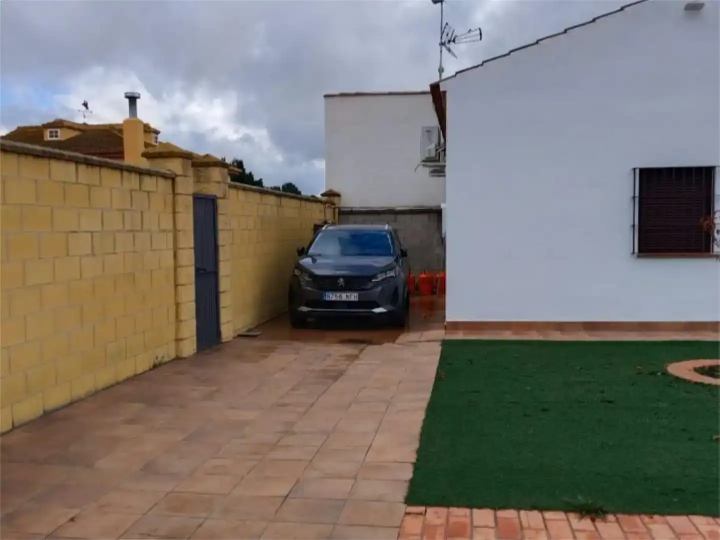 Aparcament de Casa o xalet en venda en Montellano amb Aire condicionat i Piscina