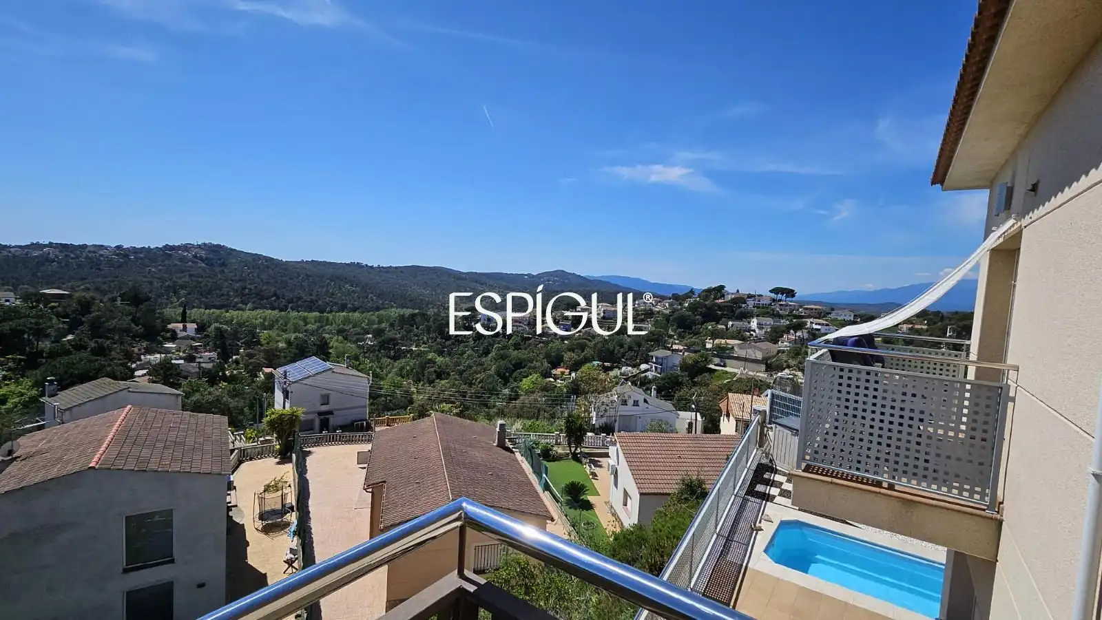 Vista exterior de Casa o chalet en venta en Vidreres con Aire acondicionado, Calefacción y Terraza