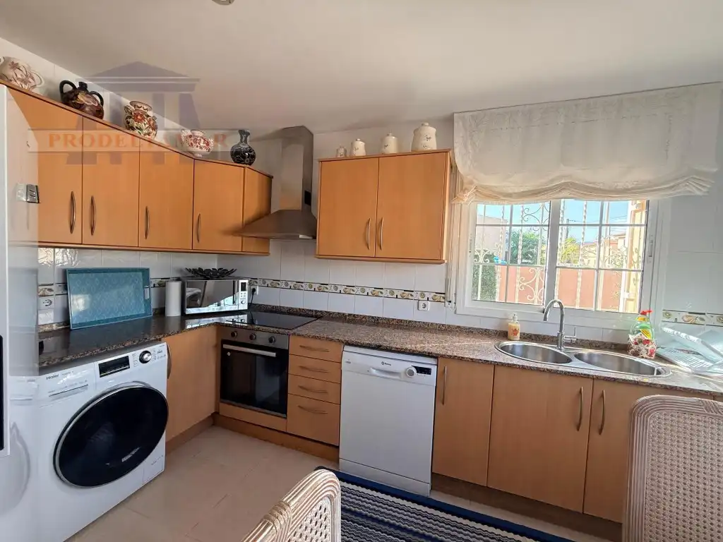 Casa aparellada en venda a Avenida Paris De, imagen 17