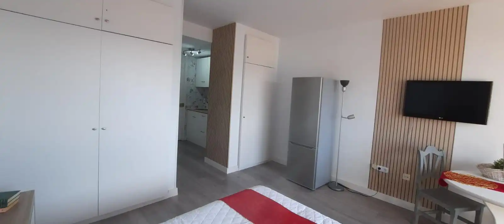 Habitación de Estudio en venta en Benalmádena con Aire acondicionado, Terraza y Amueblado