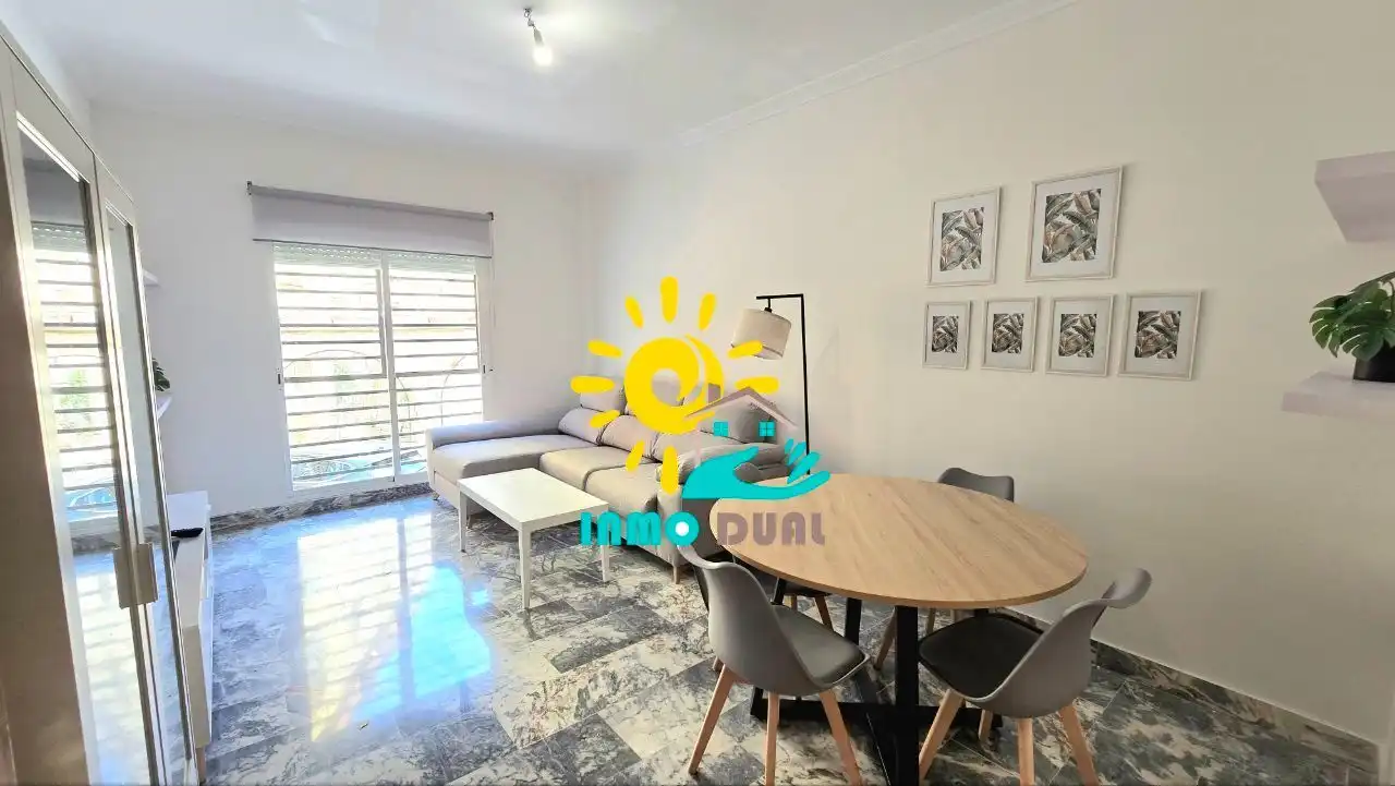 Vista exterior de Apartament de lloguer en Badajoz amb Aire condicionat, Calefacció i Moblat