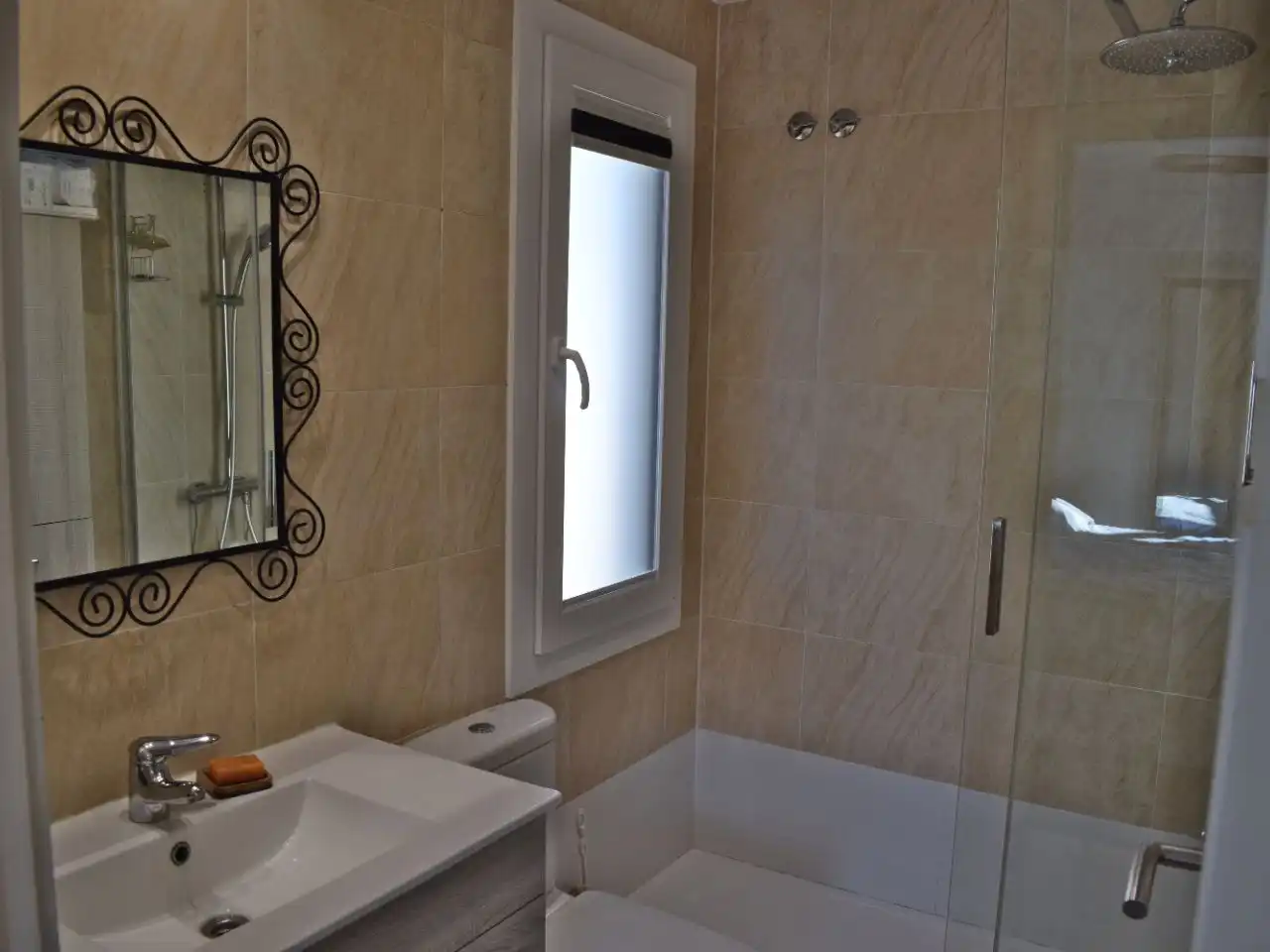 Bathroom of Houses for sale in Sant Pere de Ribes  with Air Conditioner, Terrace and Balcony