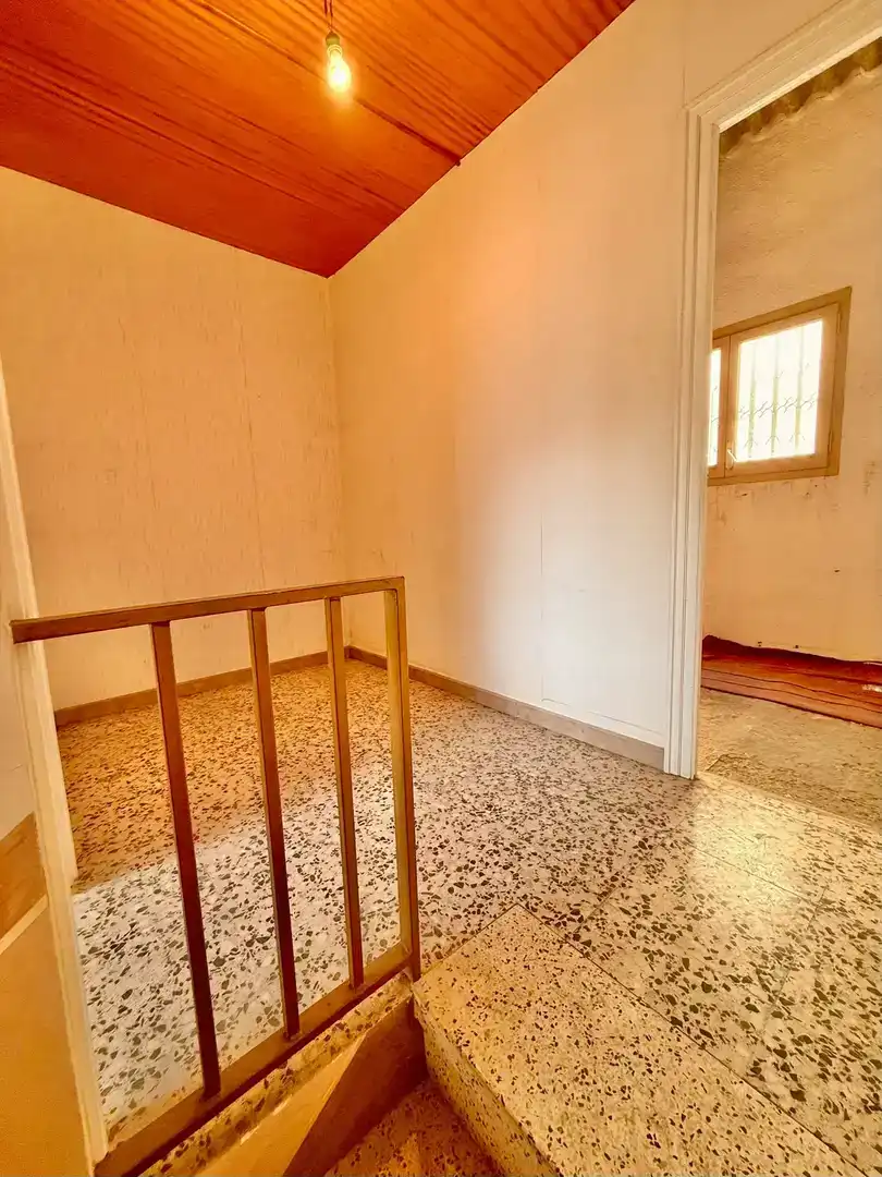 Casa adosada en venda en La Pobla de Montornès  