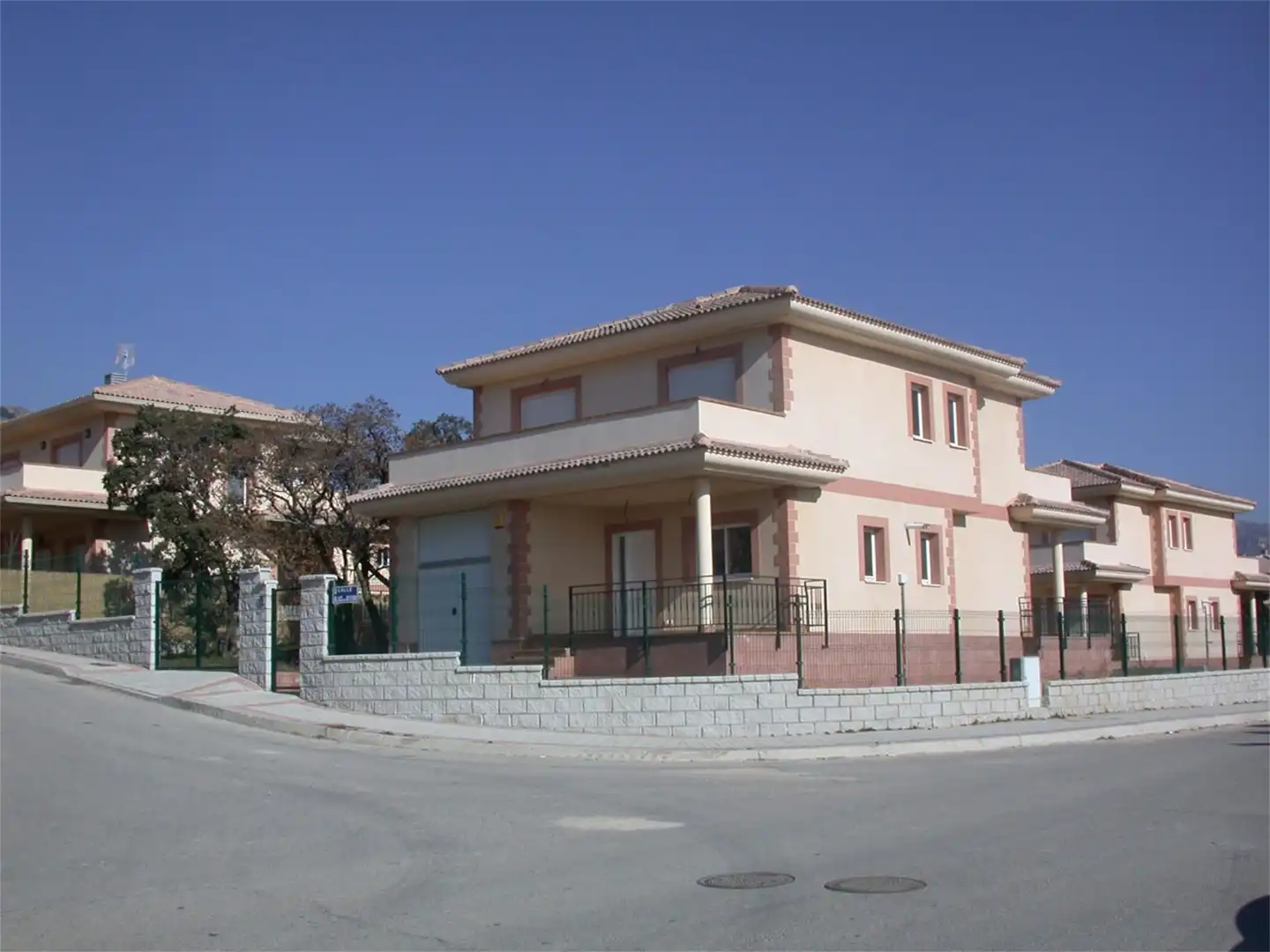 Houses for sale in Calle Pablo Neruda, 6, Miraflores de la Sierra