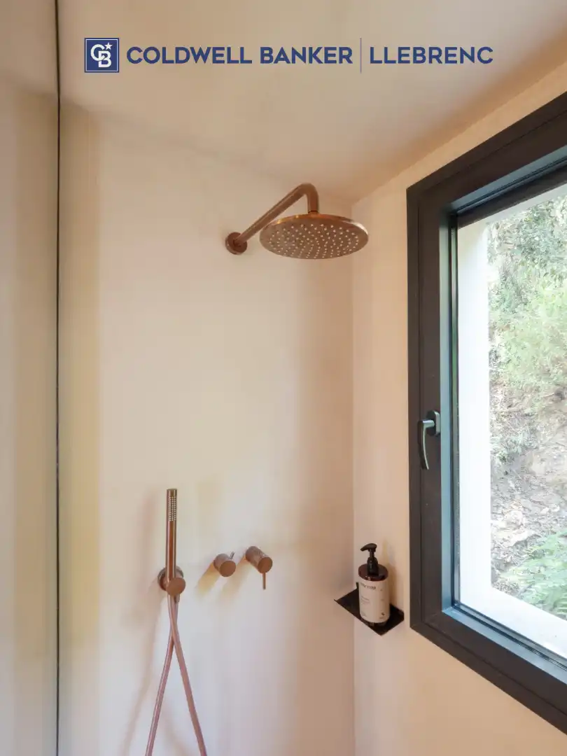 Baño de Casa o chalet en venta en Barcelona con Aire acondicionado, Calefacción y Jardín privado