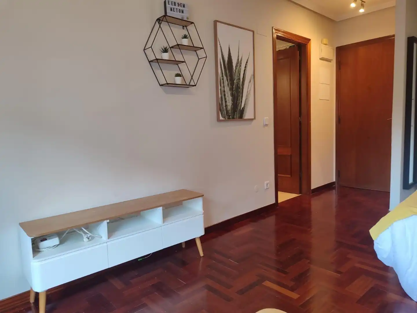Estudio de alquiler en Calle Calle Azcárraga, Casco Histórico