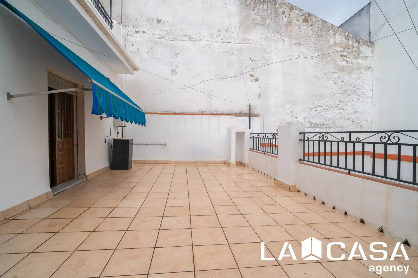 Terrace of Houses for sale in Dos Hermanas  with Air Conditioner, Heating and Furnished
