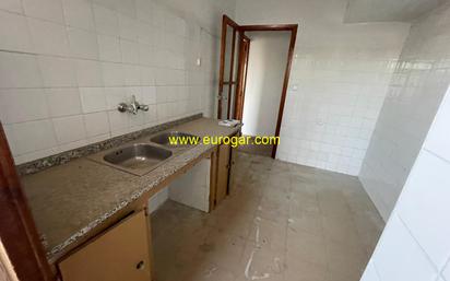 Kitchen of Flat for sale in Chiva  with Balcony