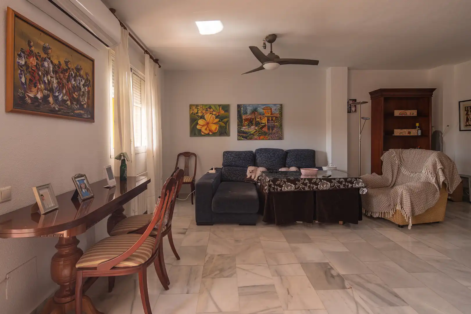 Sala de estar de Casa adosada en venta en Cenes de la Vega con Aire acondicionado, Calefacción y Terraza