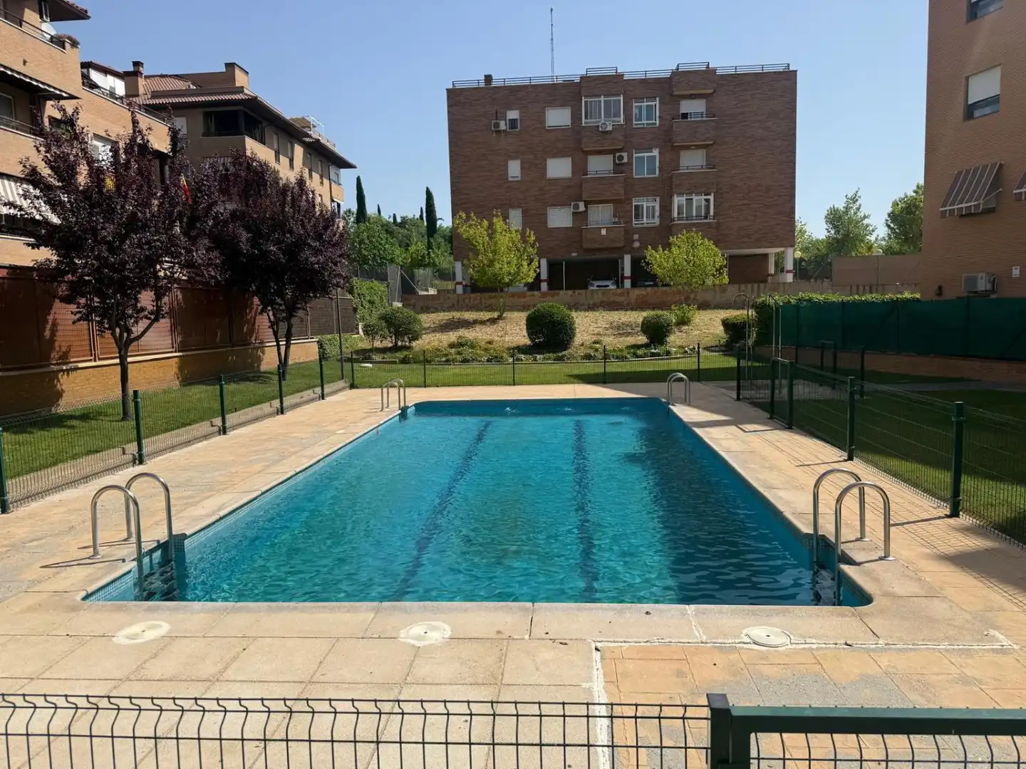 Schwimmbecken von Wohnung zur Miete in Humanes de Madrid mit Klimaanlage, Heizung und Terrasse
