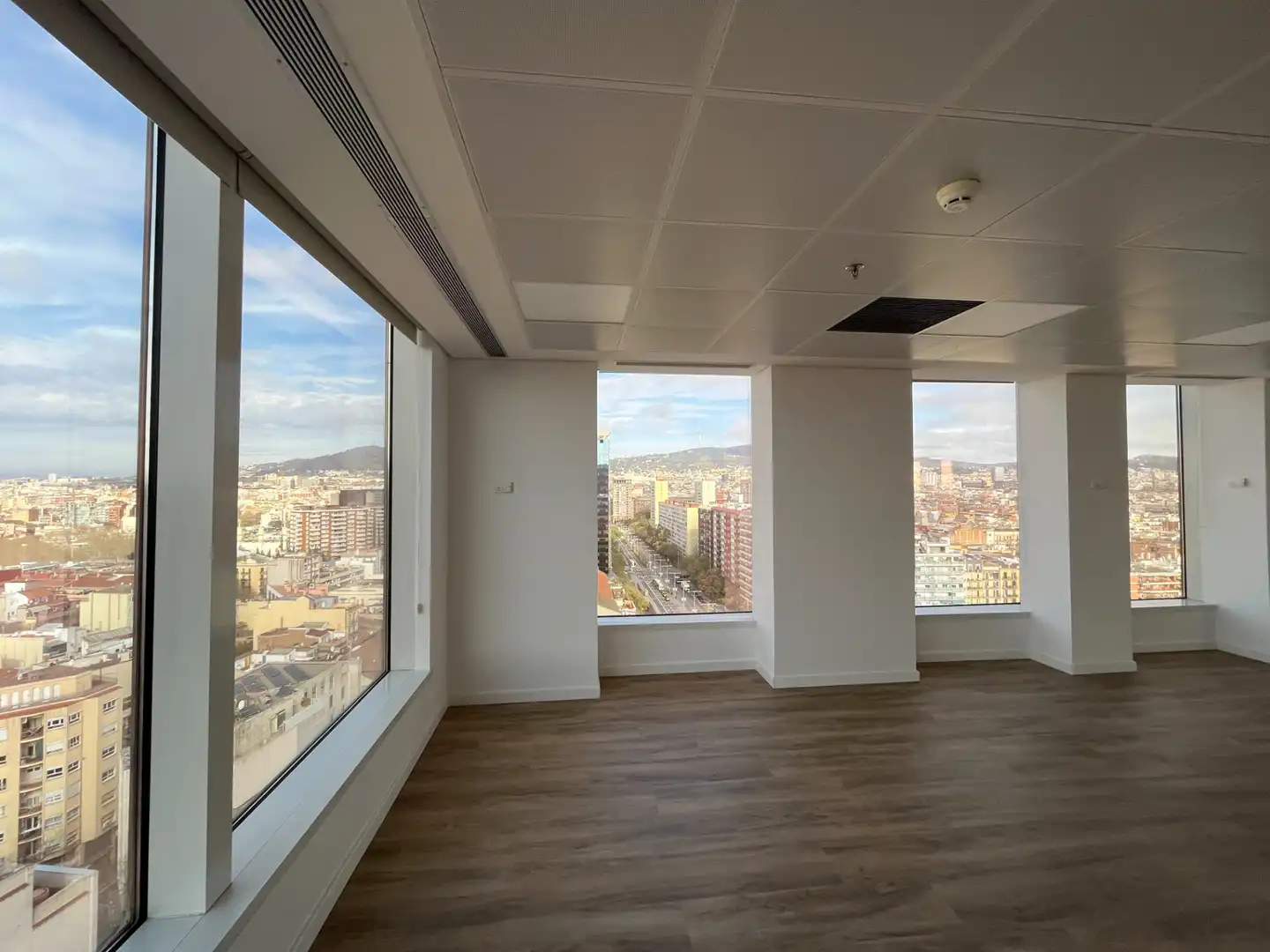 Oficina de alquiler en Barcelona con Aire acondicionado, Calefacción y Terraza