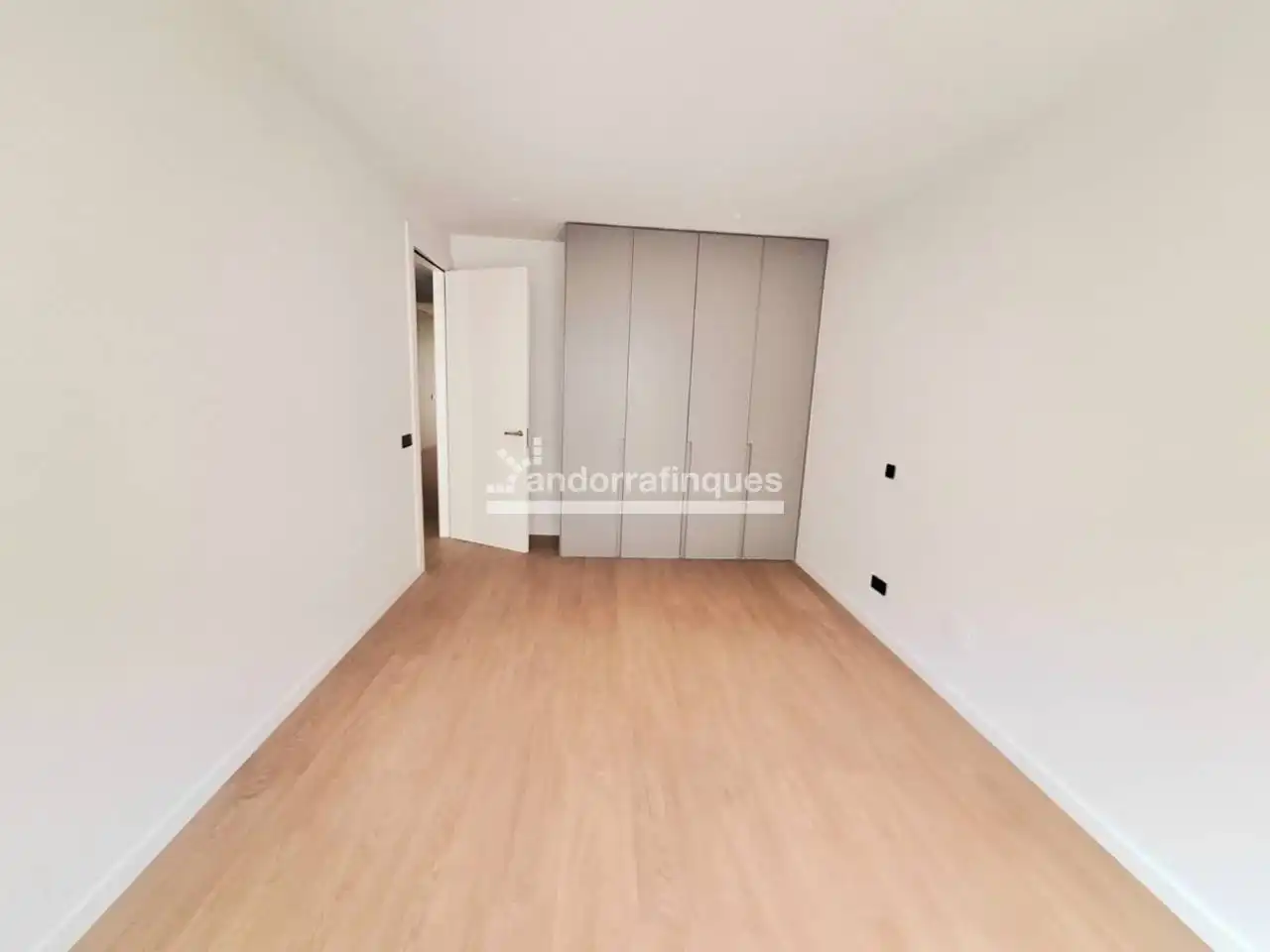 Flat with garden to rent in Calle Avinguda tarragona
