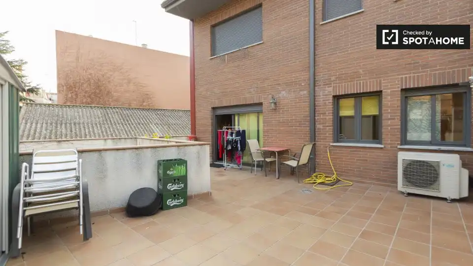 Terraza de Piso de alquiler en Pozuelo de Alarcón con Aire acondicionado, Calefacción y Amueblado