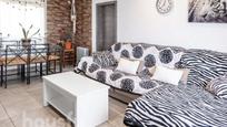 Sala d'estar de Casa o xalet en venda en Balaguer amb Aire condicionat, Terrassa i Balcó