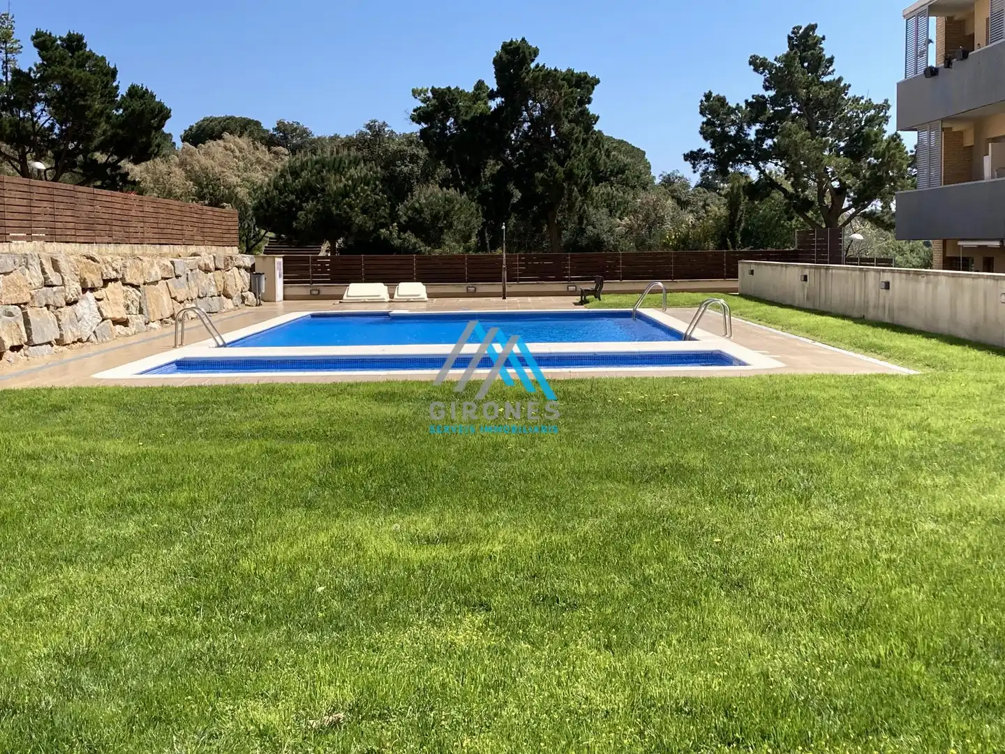 Piscina de Apartamento en venta en Sant Feliu de Guíxols con Aire acondicionado, Calefacción y Terraza