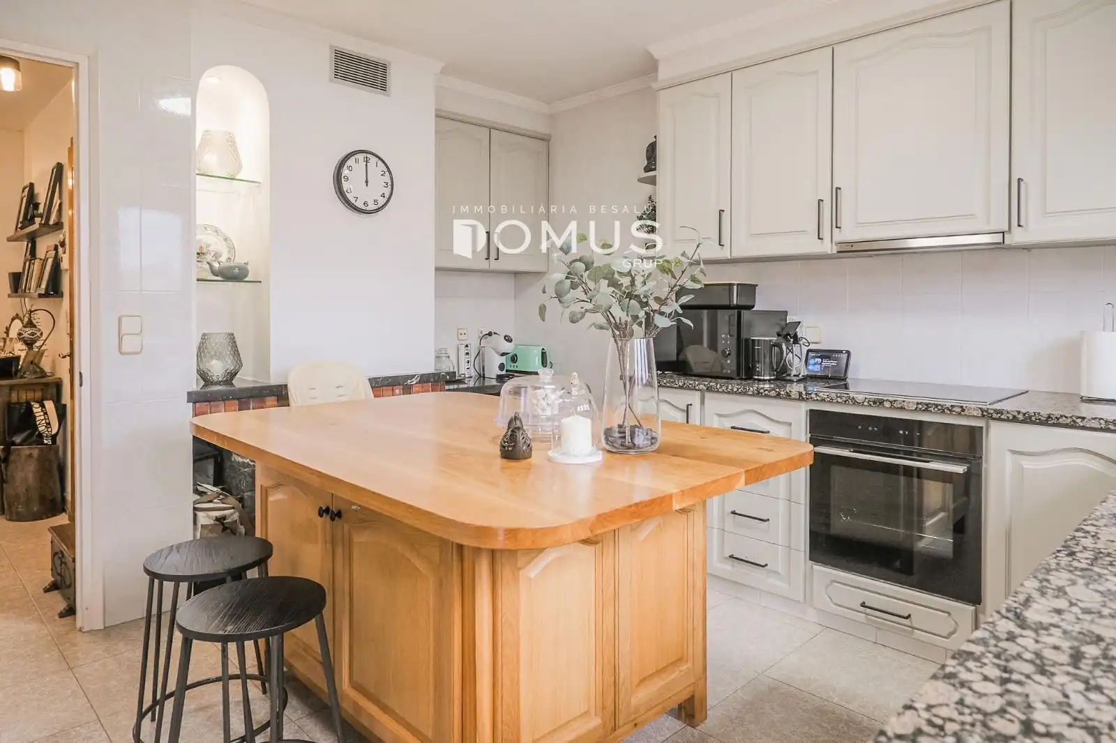 Kitchen of Houses for sale in Besalú  with Air Conditioner, Private garden and Terrace