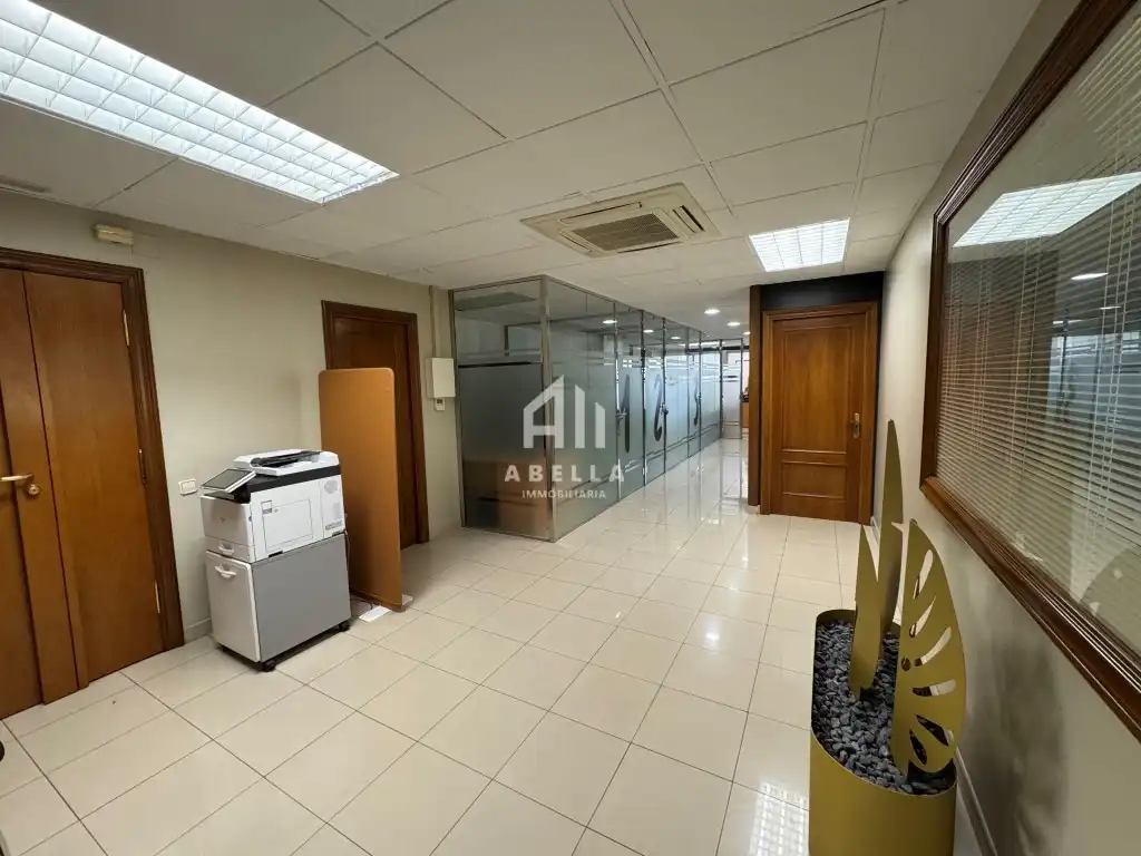 Office for rent in Rambla Ferran