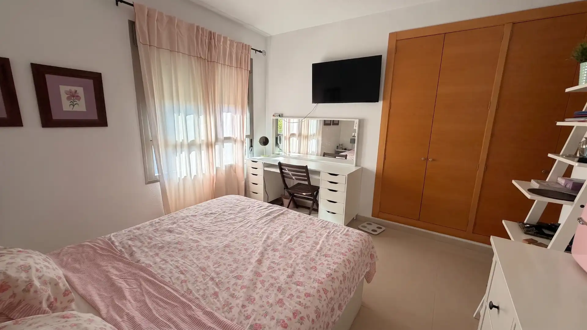 Dormitori de Casa o xalet en venda en La Alcayna