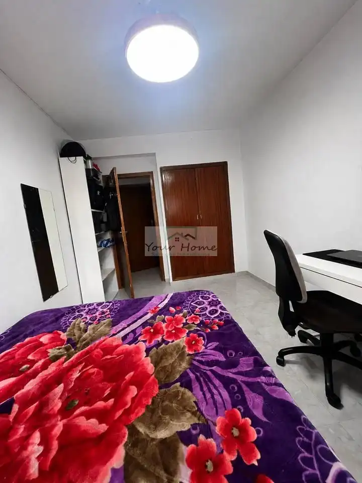 Bedroom of Flat for sale in Alcobendas  with Air Conditioner, Heating and Terrace