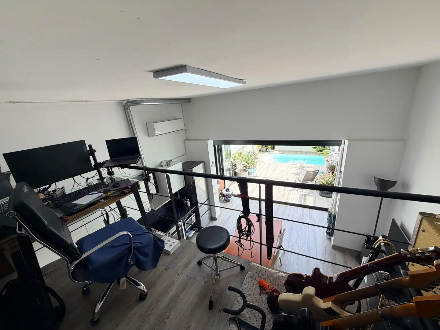 Balcony of Houses for sale in Badalona  with Air Conditioner, Heating and Parquet flooring