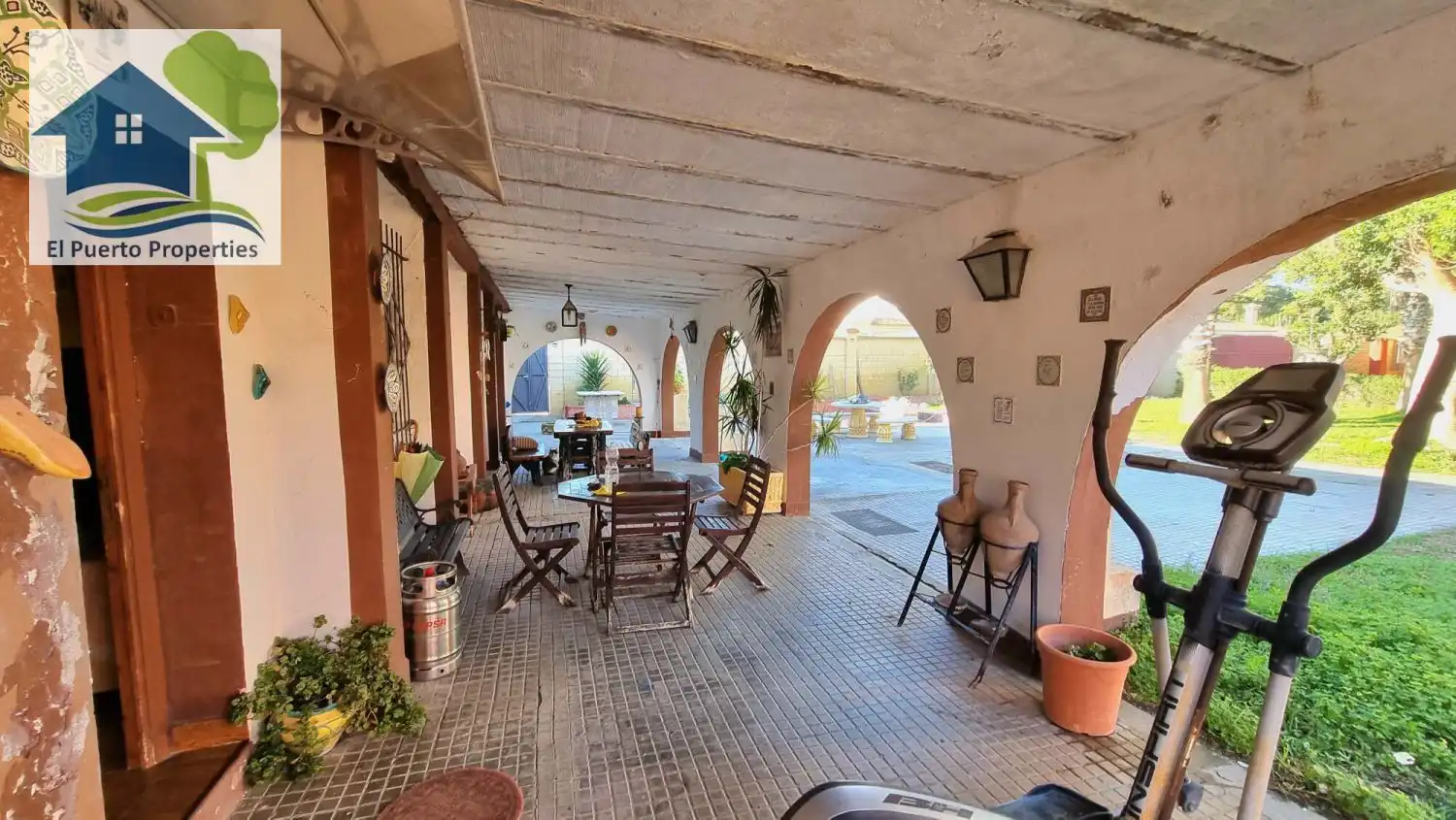 Terrassa de Casa o xalet en venda en El Puerto de Santa María amb Aire condicionat, Calefacció i Jardí privat