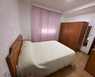 Dormitori de Pis de lloguer en Antequera amb Aire condicionat, Moblat i Balcó