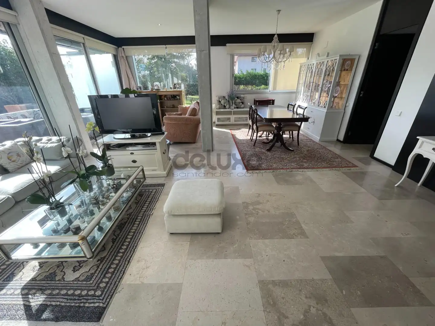 Sala de estar de Planta baja en venta en Santander con Calefacción, Jardín privado y Terraza