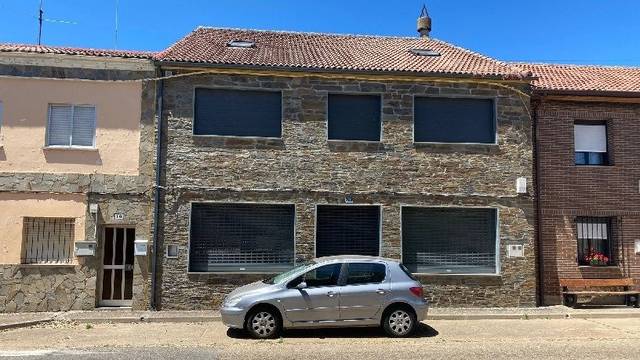 Casa-chalet en Venta en Calle Pandorado en Villamejil