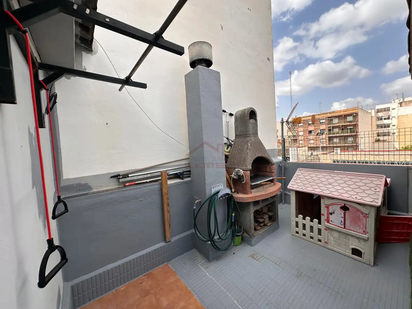 Terrasse von Maisonette zum Verkauf in Elche / Elx mit Klimaanlage, Terrasse und Abstellraum