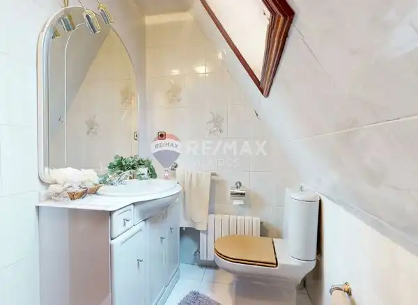 Baño de Casa o chalet en venta en Vigo  con Calefacción, Jardín privado y Trastero