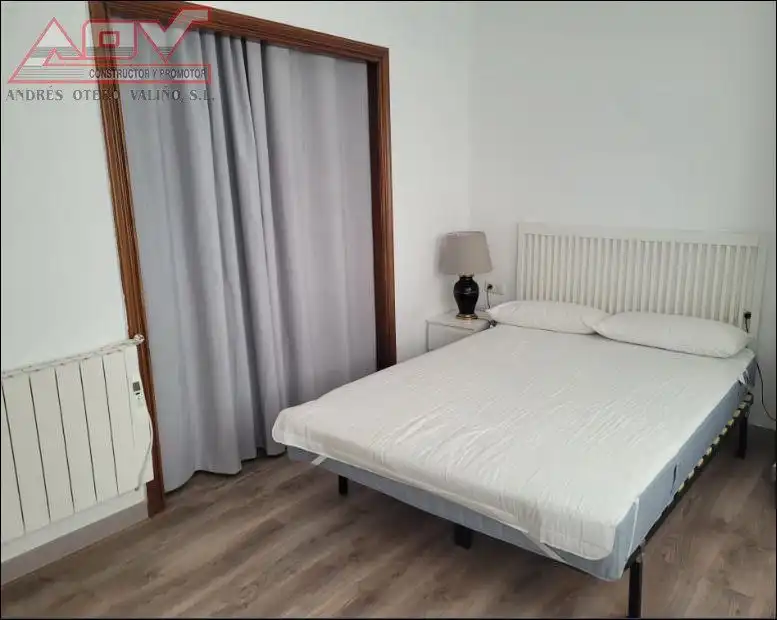 Bedroom of Flat for rent in Ferrol  with Air Conditioner and Heating