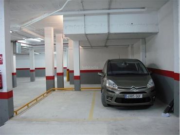 Einzelparkplatz zum Verkauf in Calle Maestro Alfonso Marín 13