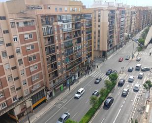 Vista exterior de Apartament en venda en  Valencia Capital