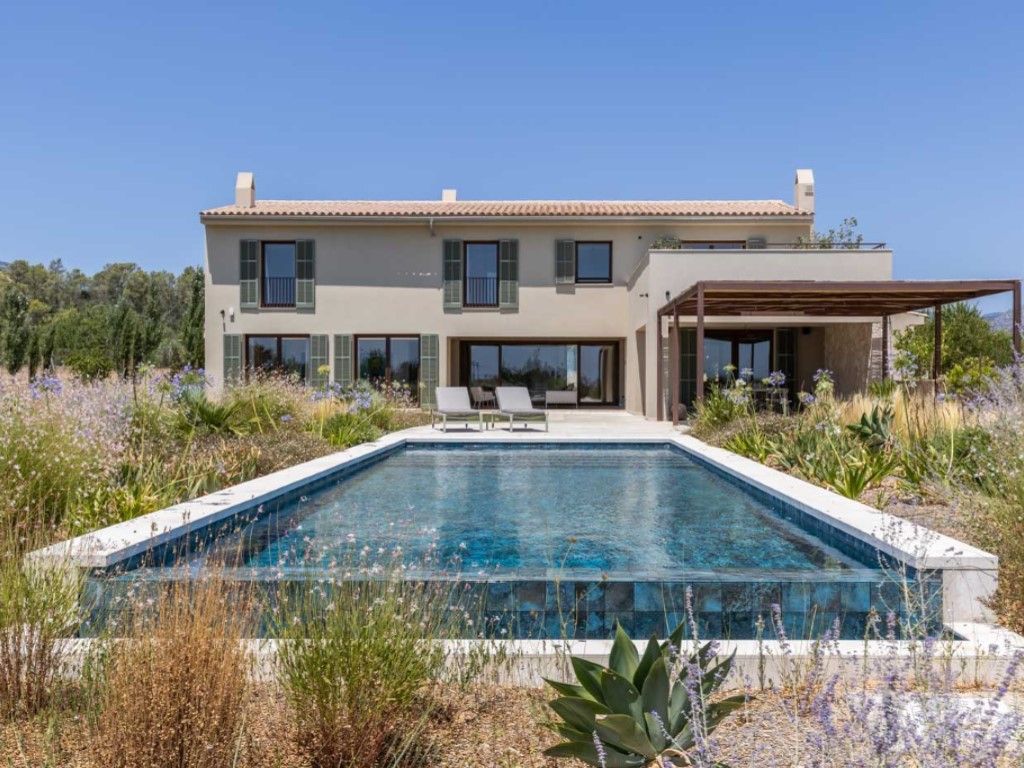 Swimming pool of Country house for sale in  Palma de Mallorca  with Air Conditioner, Private garden and Swimming Pool