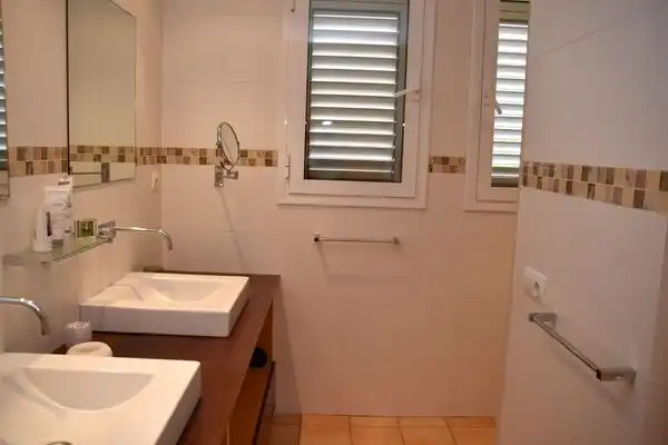 Bathroom of Houses for sale in La Ràpita  with Air Conditioner, Heating and Private garden