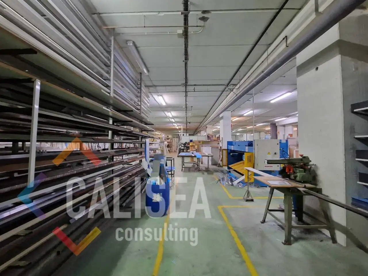 Fabrikhallen zum Verkauf in Mas Rampinyo - Montcada Nova - Carrerada