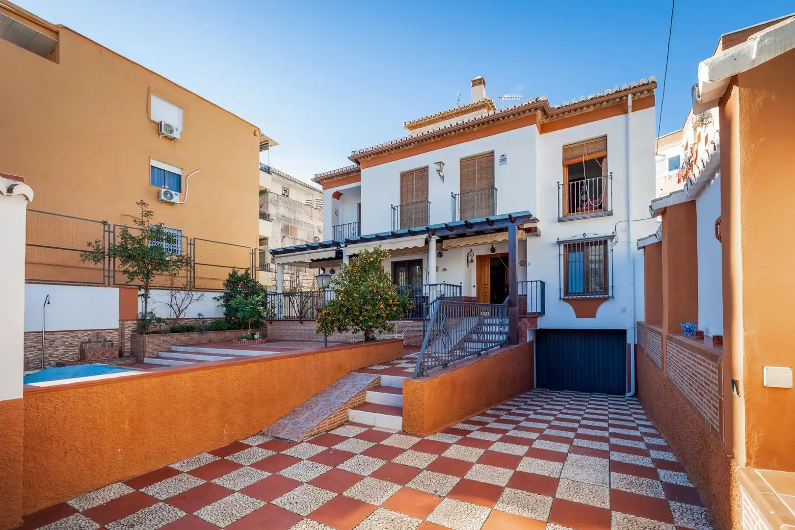 Casa o xalet en venda a BRUSELAS, 16, Barrio de Zaidín