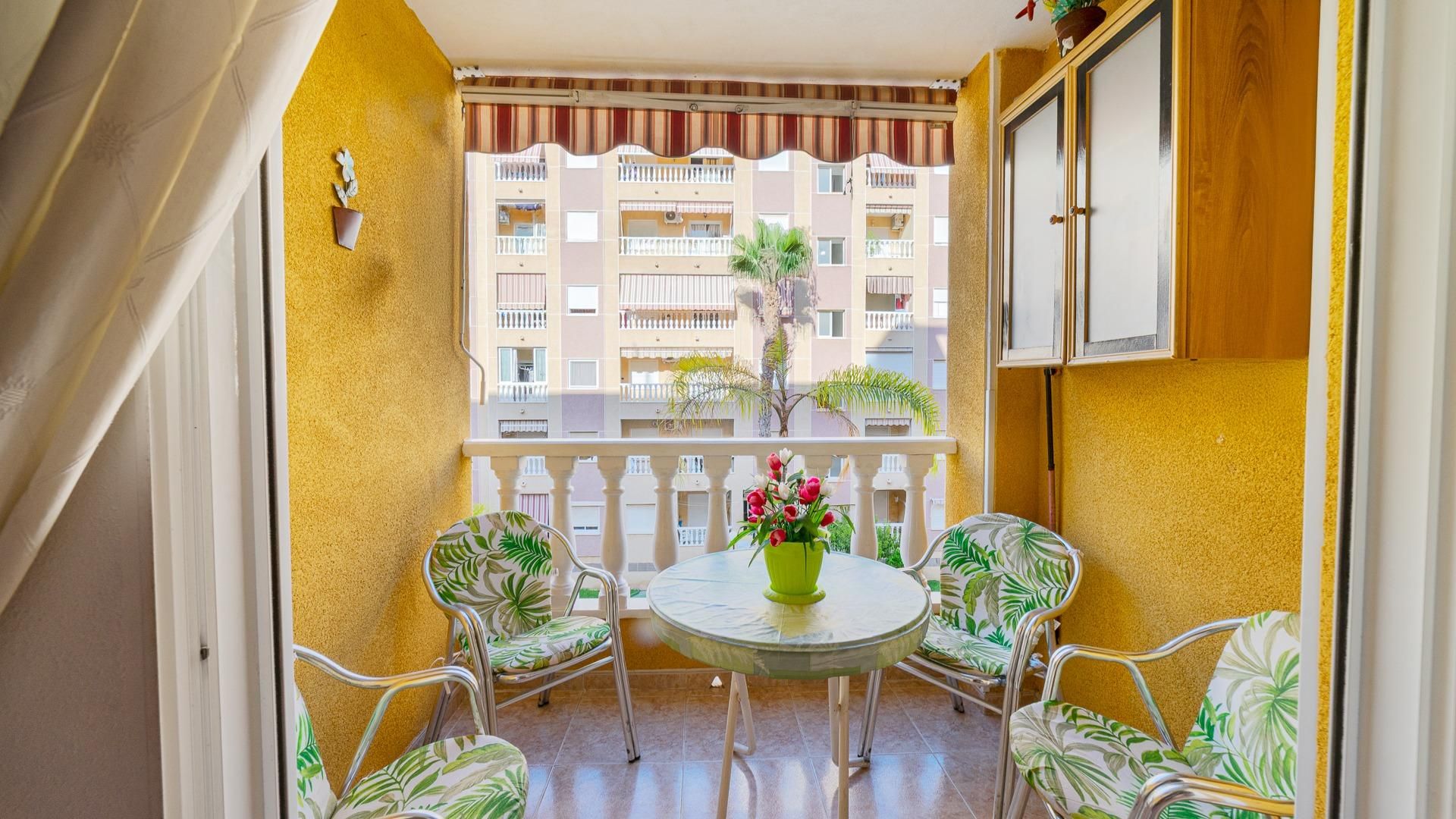 Terraza de Apartamento en venta en Torrevieja con Balcón
