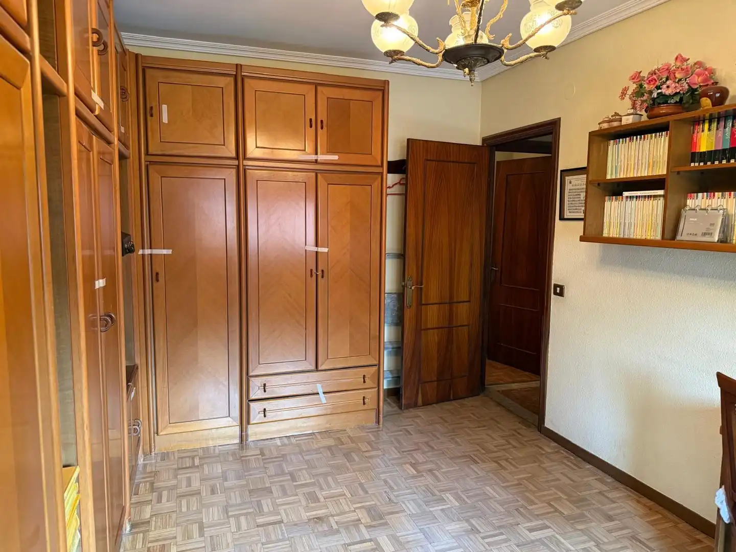 Bedroom of Flat for sale in Valladolid  with Heating, Terrace and Storage room