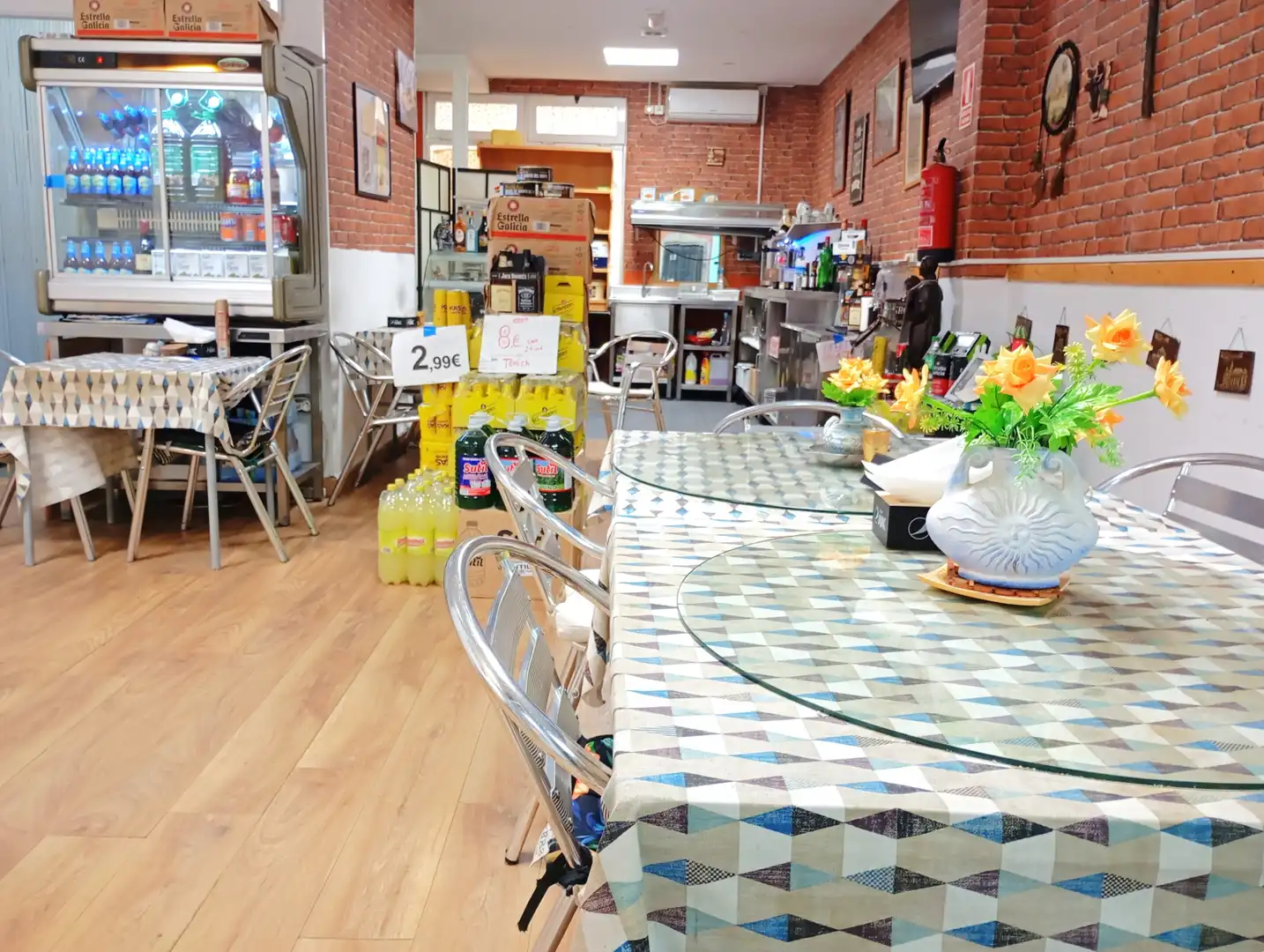 Local en venta en Chozas de Canales