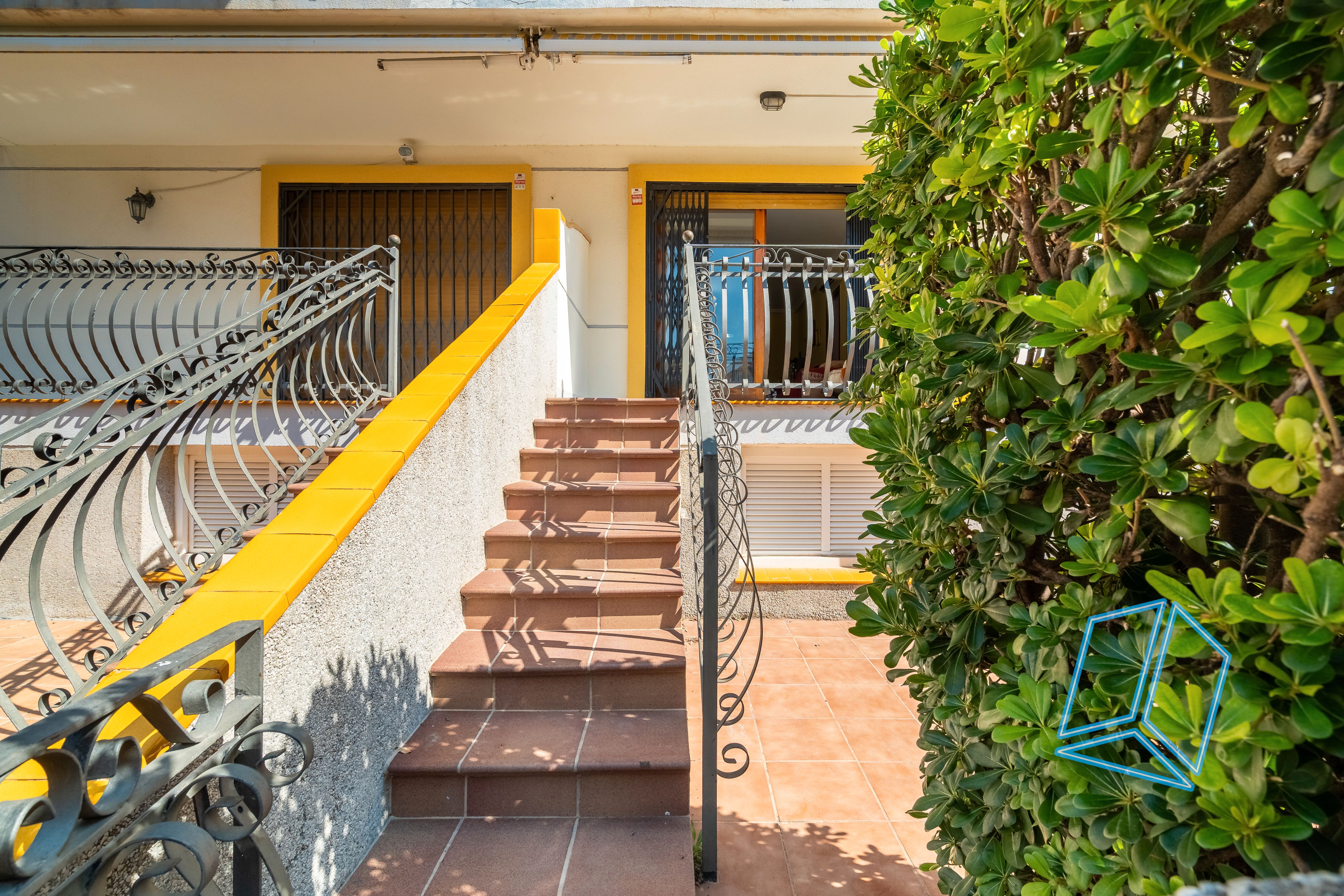 Exterior view of Planta baja for sale in Calafell  with Terrace, Storage room and Balcony