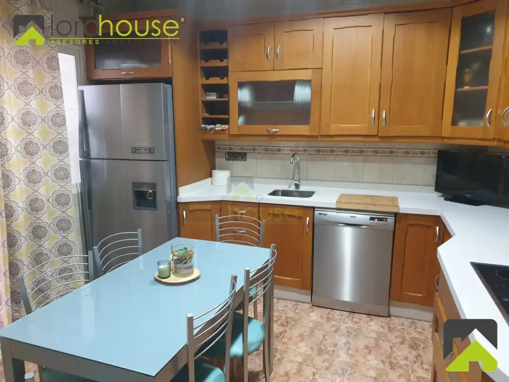 Houses for sale in Calle Francisco Pizarro, San Antonio