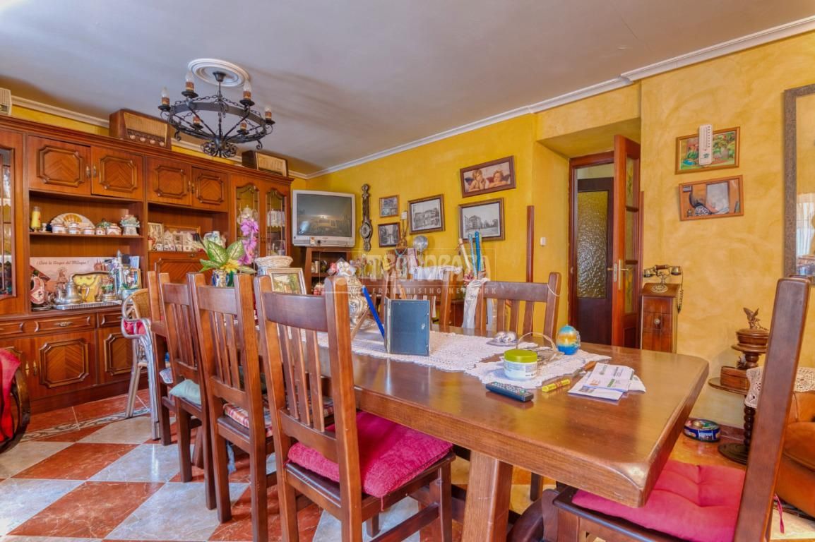 Dining room of Single-family semi-detached for sale in Villamuriel de Cerrato  with Air Conditioner, Heating and Private garden