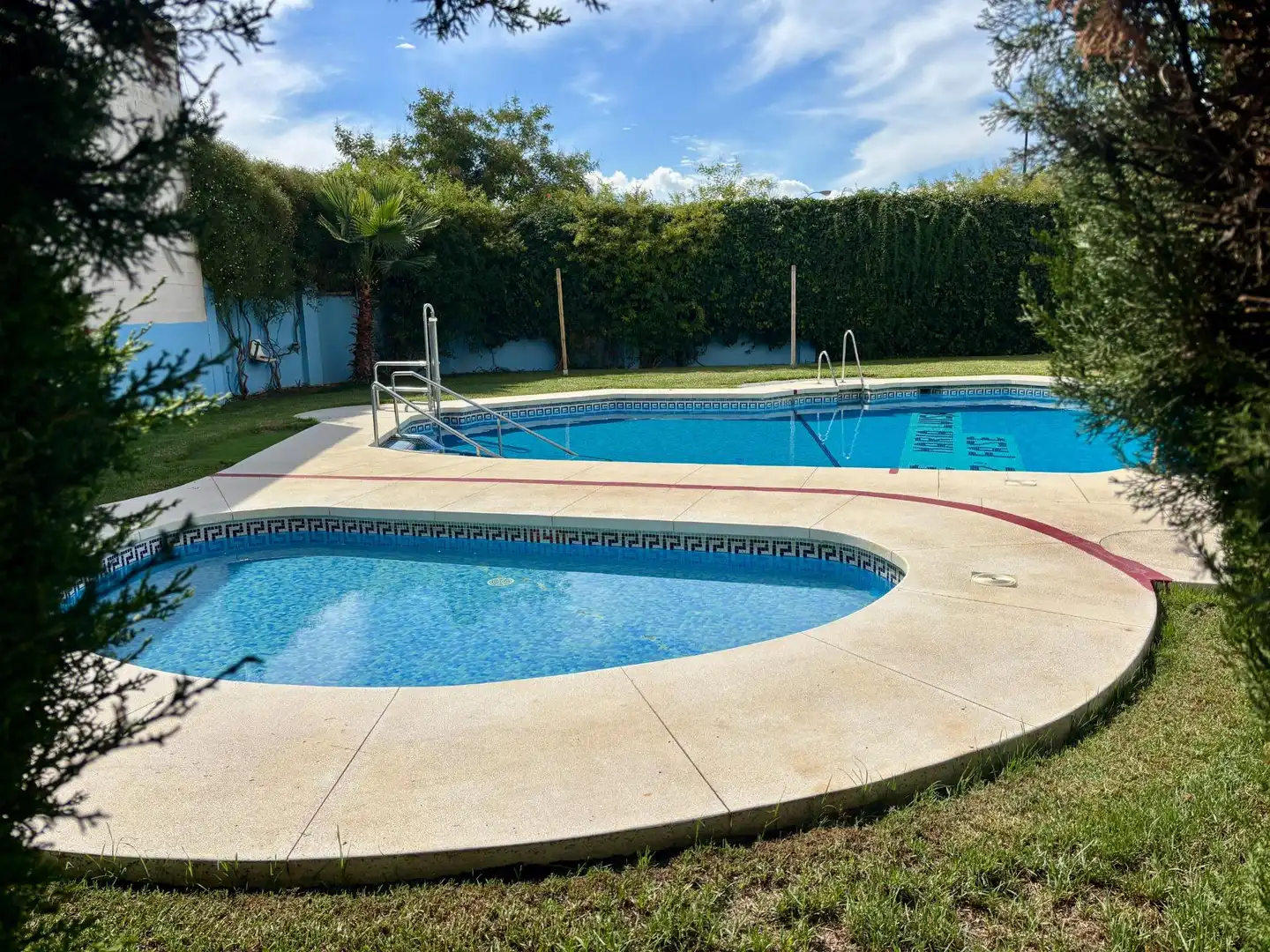Piscina de Pis en venda en Carretera de Cádiz