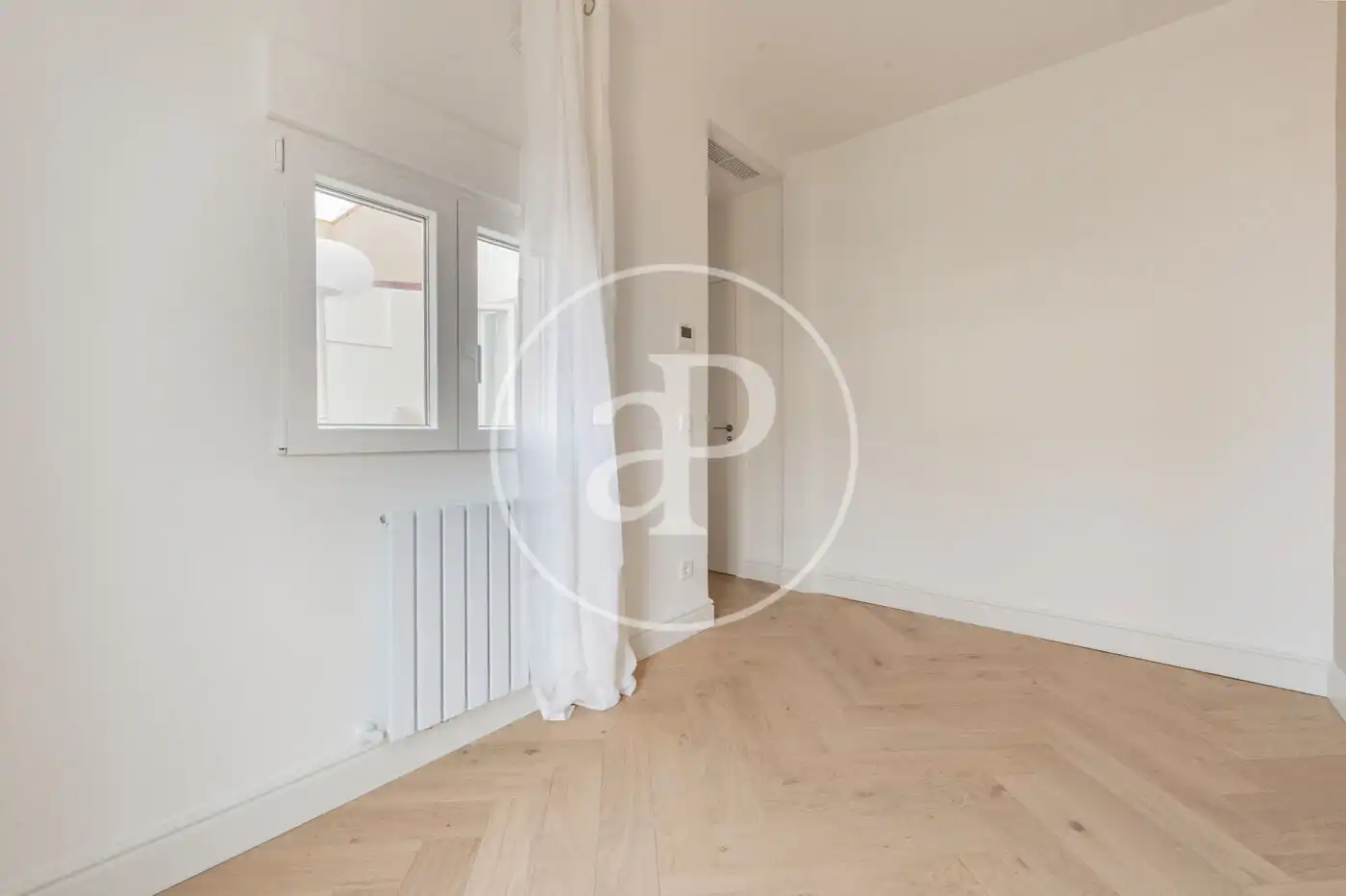 Bedroom of Attic for sale in Madrid  with Air Conditioner, Heating and Terrace