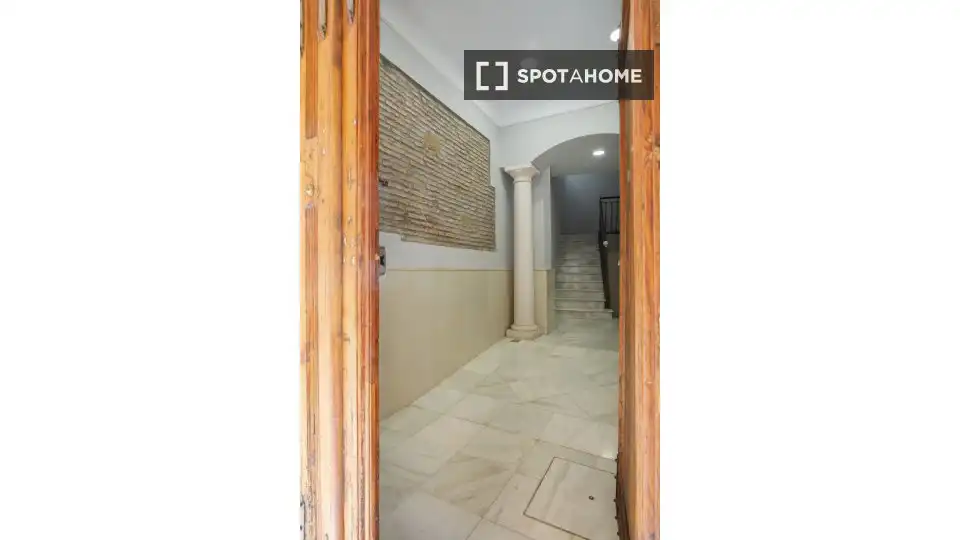 Apartament per a compartir en Málaga amb Aire condicionat, Terrassa i Moblat