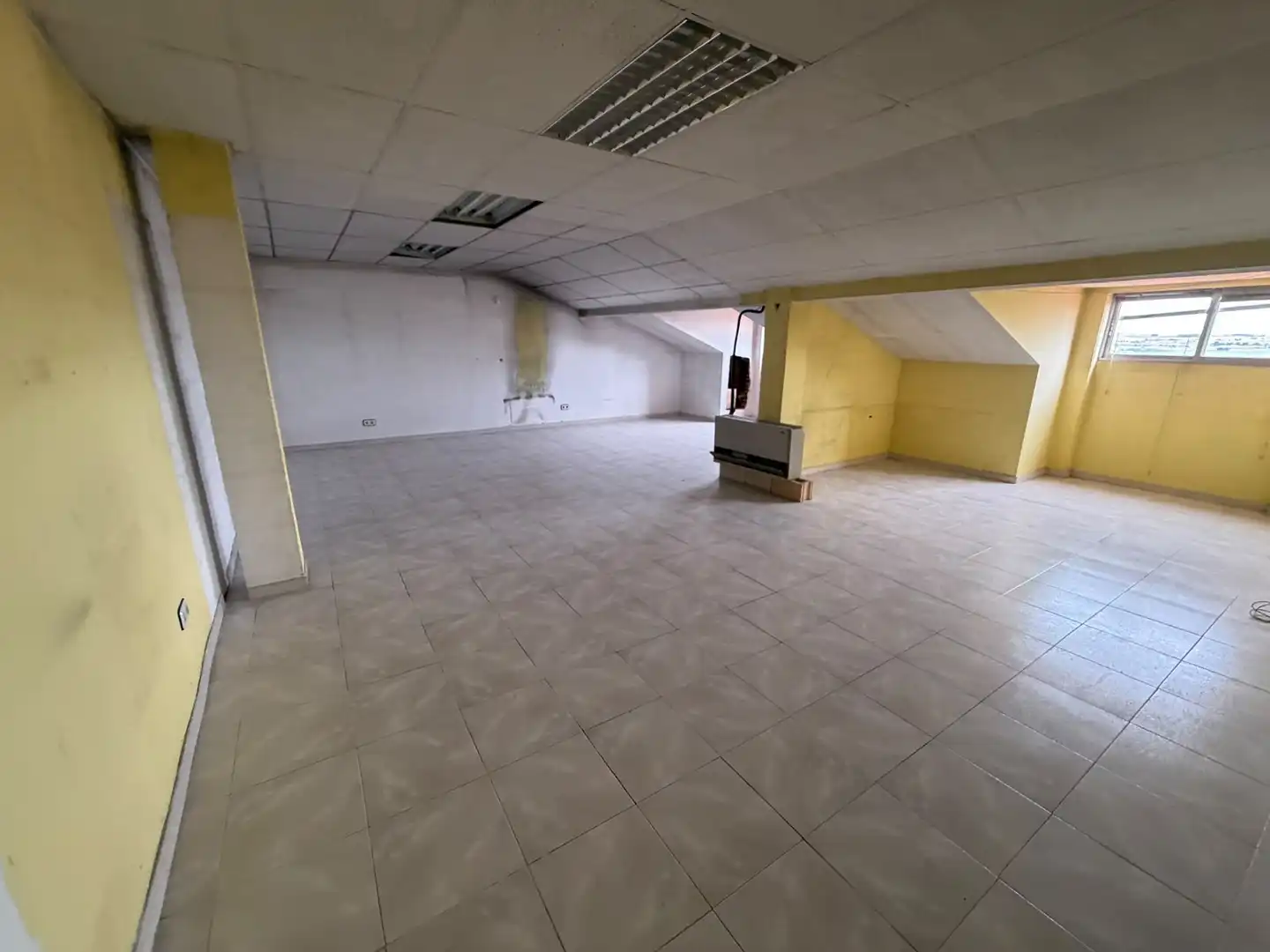 Local comercial en venda a Calle San Atilano, imagen 12