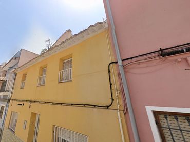 Maison mitoyenne à vendre à Ramon Y Cajal 19
