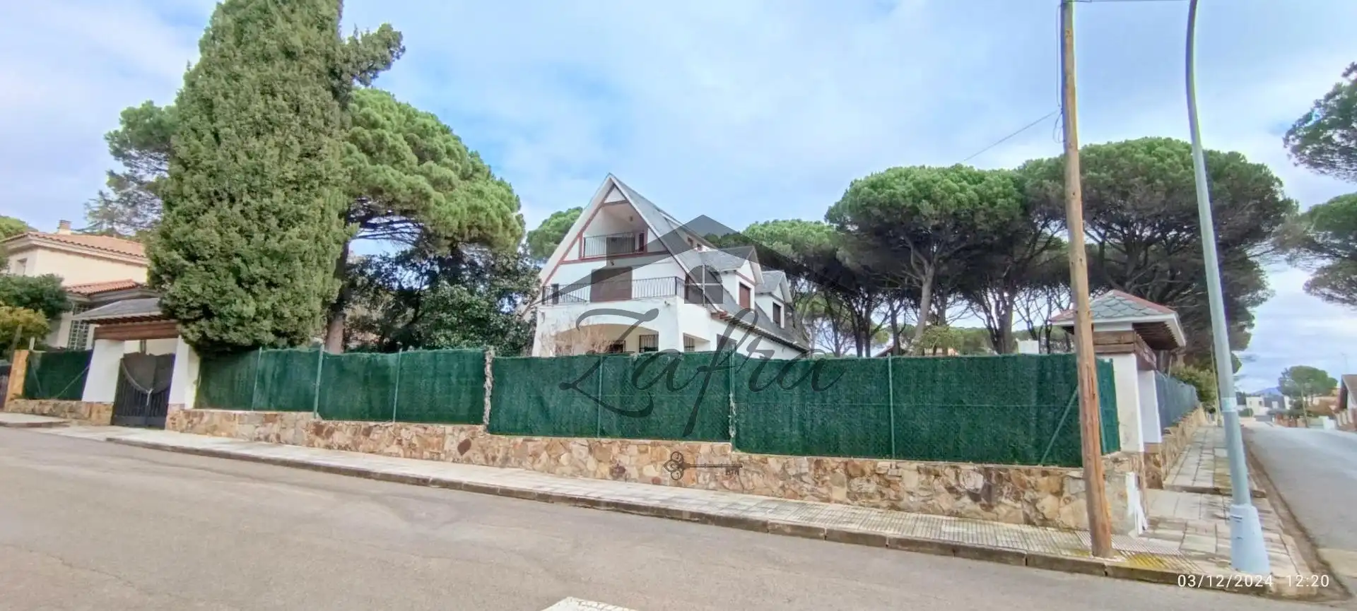 Casa con terraza en venta en Carrer Carrer Montnegre, imagen 3